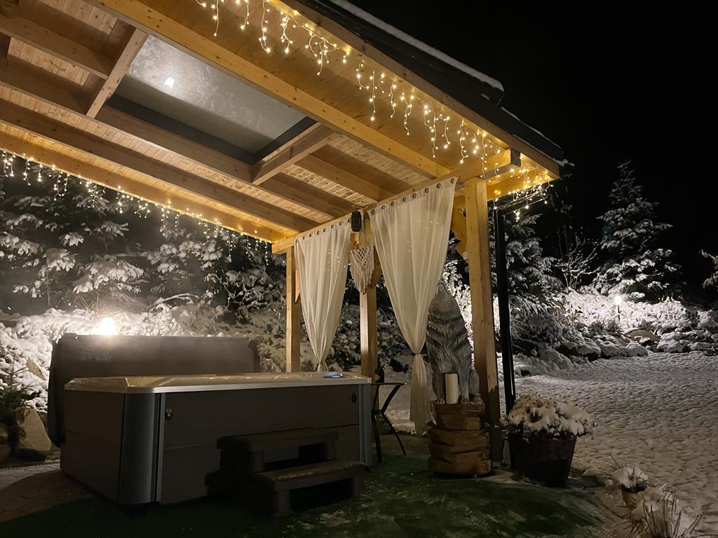 02e78434-8ec8-4ee4-a6b4-bbd2c2175b69